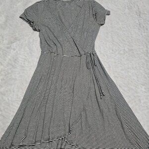 Black & White stripe faux wrap mini knit dress Small